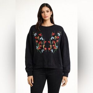 Jak & Rae Embroidered Floral Black Sweatshirt size M woman’s